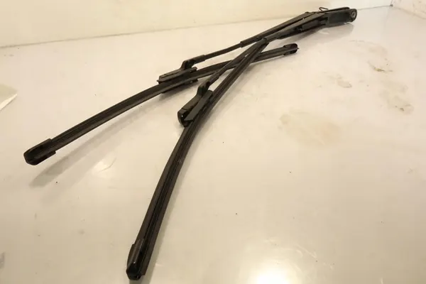 Front Wiper Arms Volkswagen Tiguan I image 6