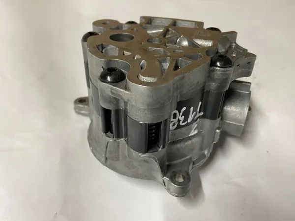 Bomba de aceite Ford OEM UNSA03830 para Explorer VI 3.5L image 9