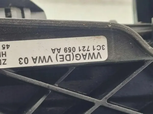 Kytkyn sylinteri OEM 3C1721059AA VW Passat B6:lle image 4