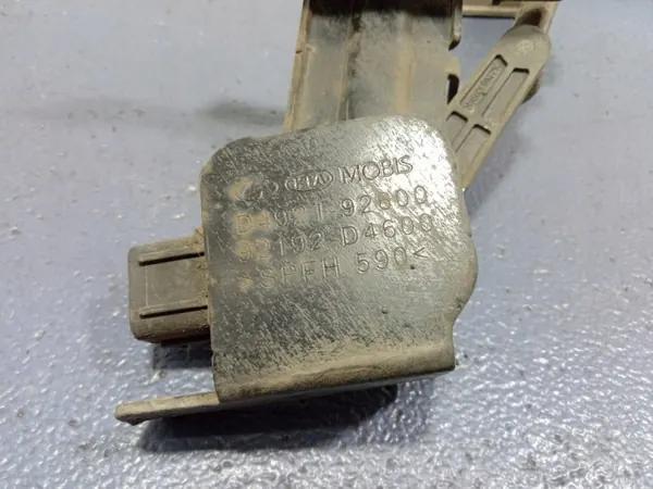 Kia Optima IV JF Strålkastarnivåsensor OEM 92190-D4600 image 8