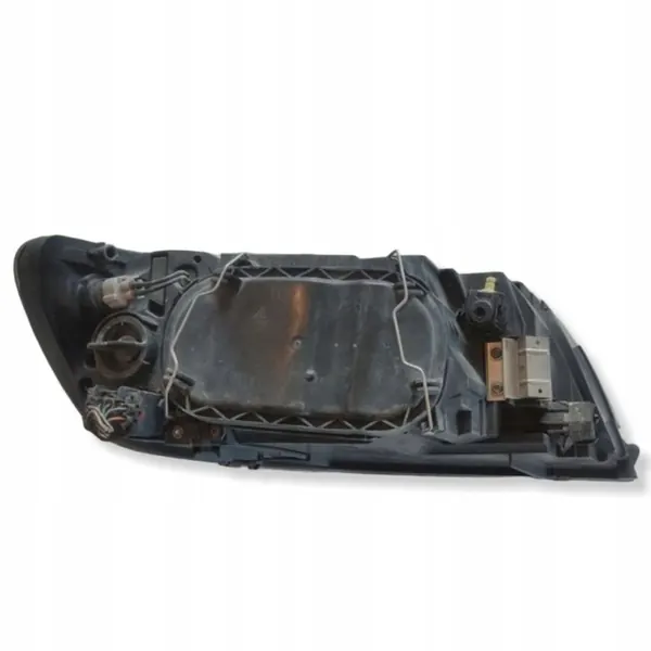 Phares avant gauche Volvo V50 OEM 30698885 image 3