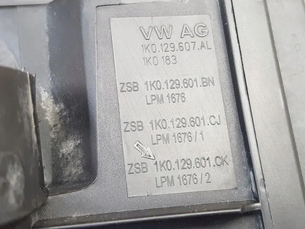 Ilmansuodattimen kotelo / Audi A3 8P - VW Golf VI 1.2 TSI image 2