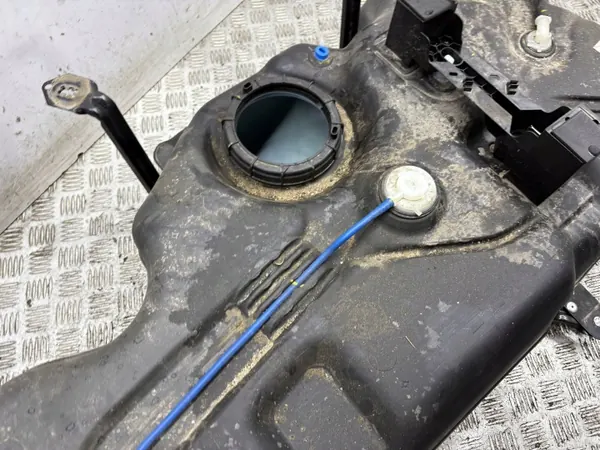 Tanque combustível OEM 9826944980 Citroen Berlingo image 7