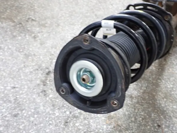 MCPERSON Linker Demper OEM voor SEAT ATECA image 3