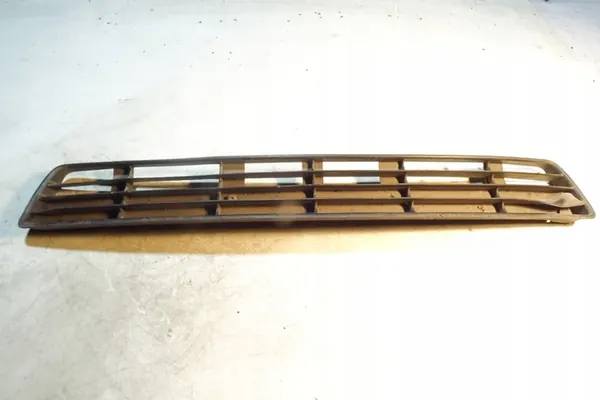 Rejilla de parachoques delantera AUDI A4 (8D2, B5) 8D0807683E image 3