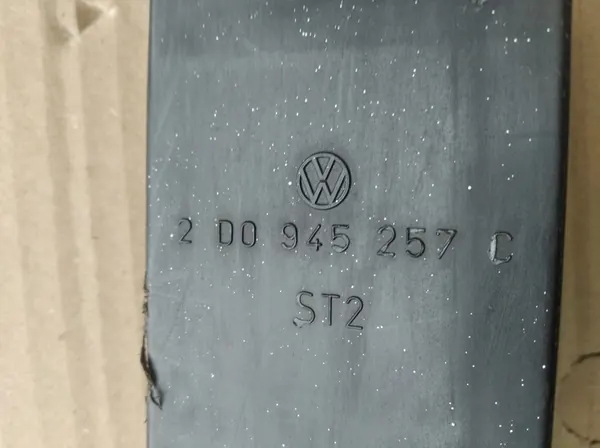 Inserto de lámpara trasera izquierda VW LT II 2D0945257C image 3