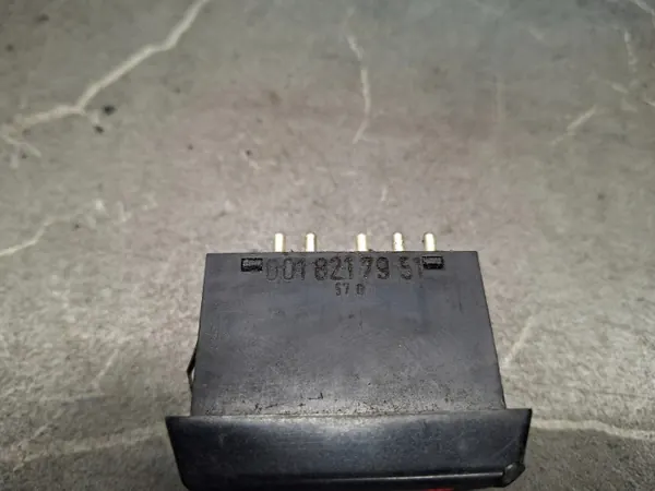 OEM 0018217951 Warnblinkschalter für Mercedes W116 image 4