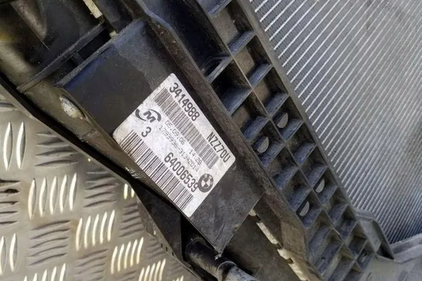 Radiador BMW X3 (E83) 3.0L Diesel 64538377648 image 4