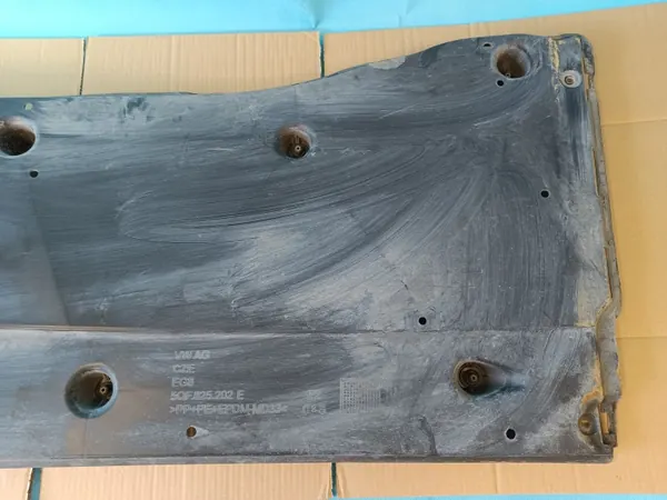 Rechter onderkantschild VW TIGUAN II 2 LIFT 1.5 TSI 96KW 2021 image 6
