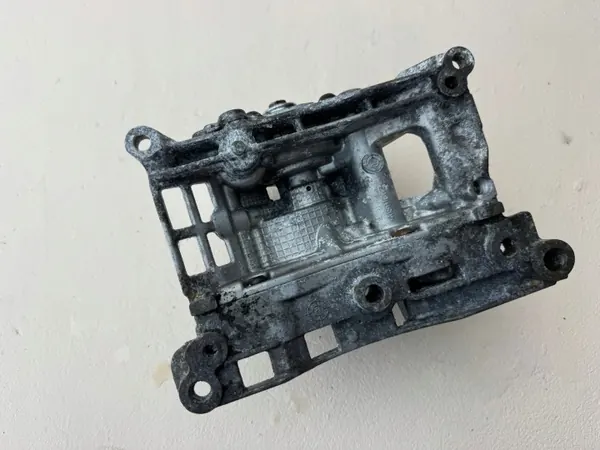 BMW Ölpumpe OEM 782300904 für F10 F11 F30 F31 image 4