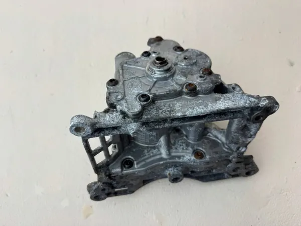 BMW Ölpumpe OEM 782300904 für F10 F11 F30 F31 image 6