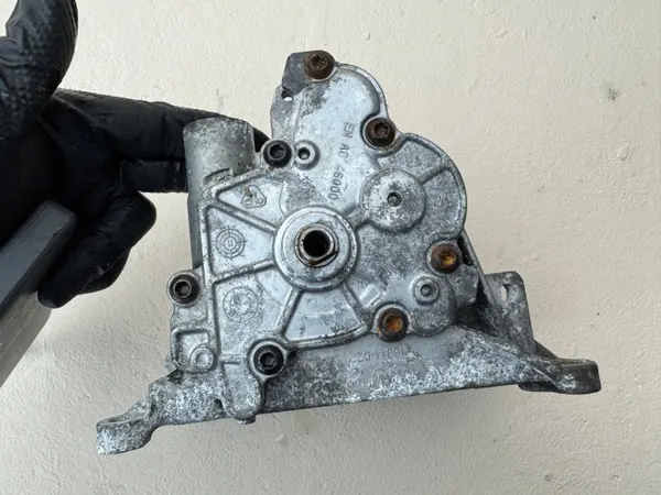 BMW Ölpumpe OEM 782300904 für F10 F11 F30 F31 image 7