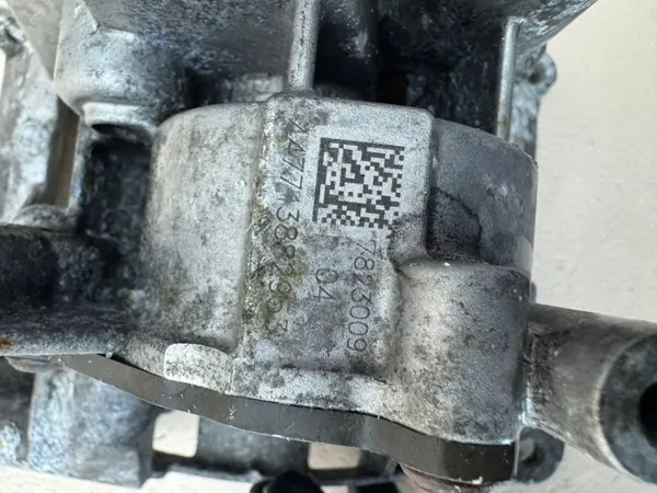 BMW Ölpumpe OEM 782300904 für F10 F11 F30 F31 image 9