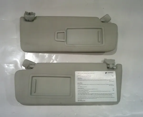Palas de sol esquerda OEM para Skoda Octavia III - Usado image 2