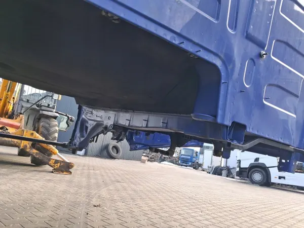Complete cabine VOLVO FH 4 EURO 6 KABINA - Gebruikt image 8