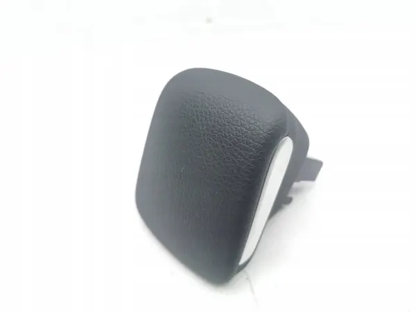 Mercedes-Benz EQA 2022 Mittkonsolpanel OEM AMD154108 image 2