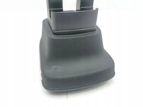Mercedes-Benz EQA 2022 Mittkonsolpanel OEM AMD154108 image 7