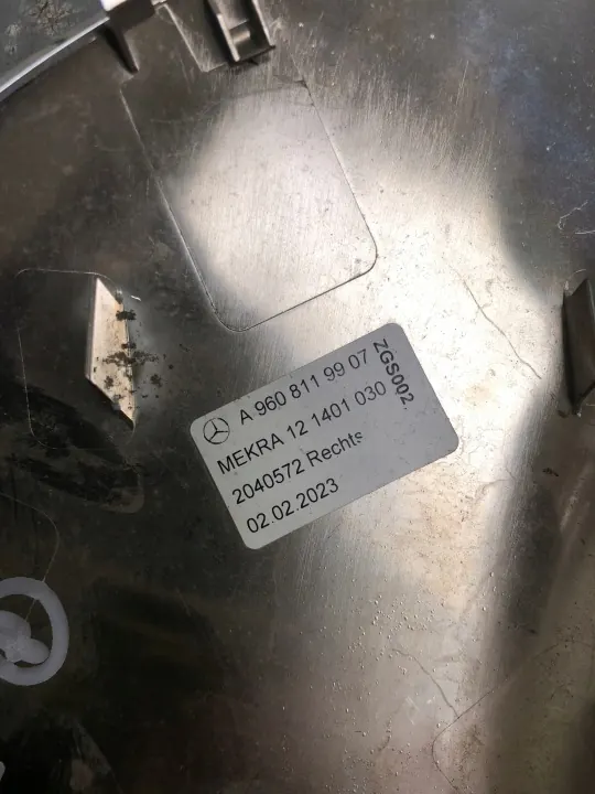 OEM A9608119907 Spegelhölger Höger Mercedes Actros image 5