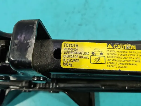 Toyota Autotunkki OEM IMPRK1550205 Auris I 06-09 image 5