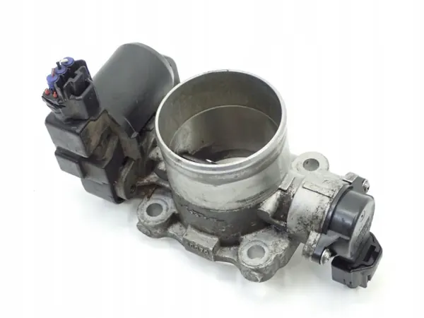 Kaasutinkansi OEM 192300-2010 Toyota Land Cruiserille image 2