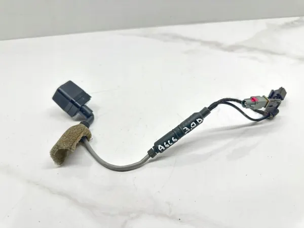 Câmera marcha-atrás Audi Q7 OEM 4L0980551 - Usado image 3