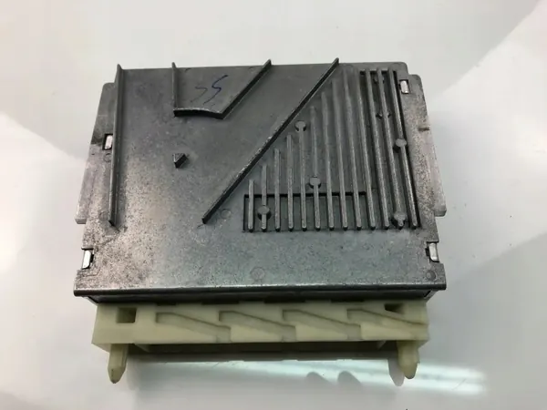 Computadora de Transmisión Volvo OEM 17642106 para S60 image 4