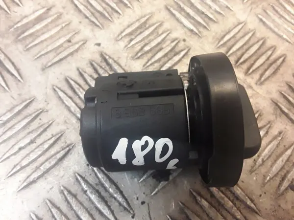 BMW 7 E38 Lichtschakelaar image 3