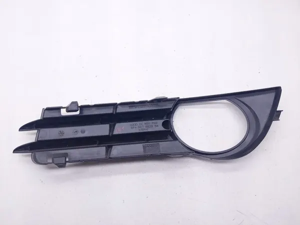 AUDI A3 8P4 05-09 Tapa de faro antiniebla derecha 8P4807682B image 5