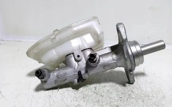 Jarru sylinteri OEM 460910323R Opel Vivarolle image 4