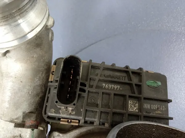 Turbocompresor JEEP GRAND CHEROKEE WK2 3.0 CRD image 8