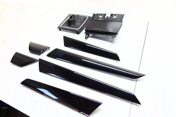 Panel de decoración Mercedes W204 OEM w204-dekor-0303 image 2