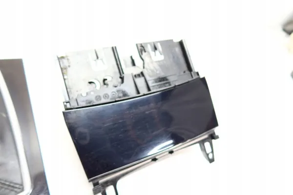 Panel de decoración Mercedes W204 OEM w204-dekor-0303 image 6
