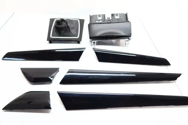 Panel de decoración Mercedes W204 OEM w204-dekor-0303 image 9
