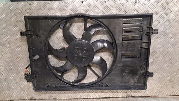 VW GOLF VII 7 Kylarrubrik 5Q0121205AP image 2