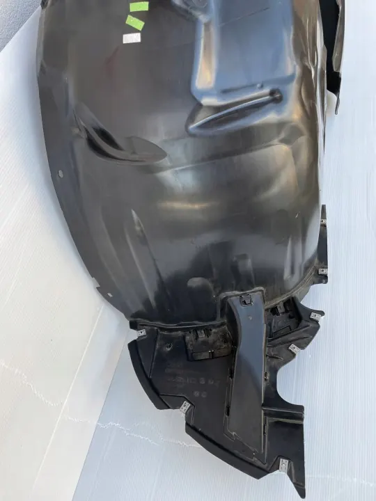 Audi Q3 83A Para-lamas dianteiro direito OEM 83A821172E image 3
