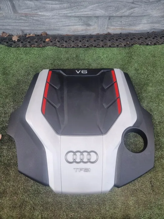Audi SQ5 80A 3.0 TFSI Motorabdeckung OEM 06M103925 image 2
