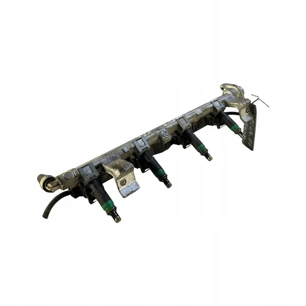 Tuyau de carburant Ford Focus image 1