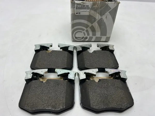Conjunto pastilhas dianteiras OEM 6889570 SULIK3 - Usado image 2