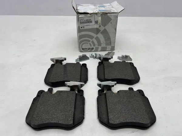 Conjunto pastilhas dianteiras OEM 6889570 SULIK3 - Usado image 3