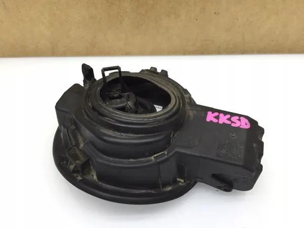 PEUGEOT 308 T9 II 1.6 EHDI Bränsletanklock OEM 9678707480 image 3