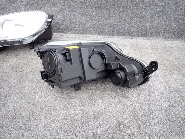 SKODA YETI 09-13 Farol Esquerdo 5L1941017 image 5