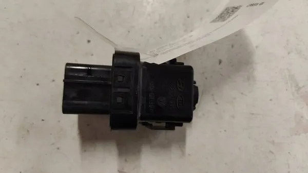 Gloeiplugcontroller KIA Sorento 368332F005 image 7