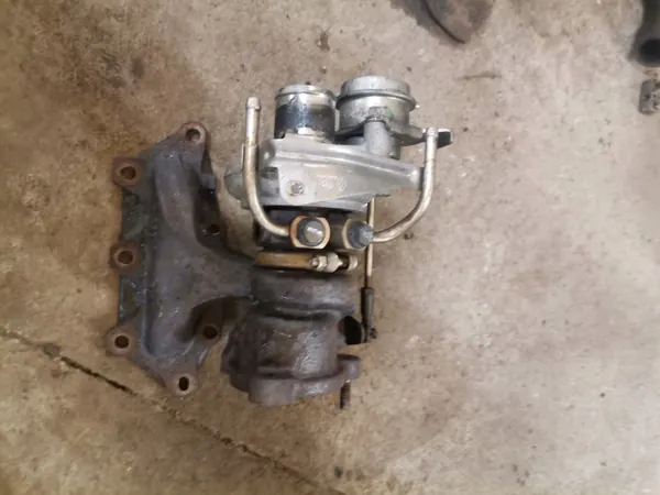 Turbo Renault Captur OEM 8201234386 - Usado image 3