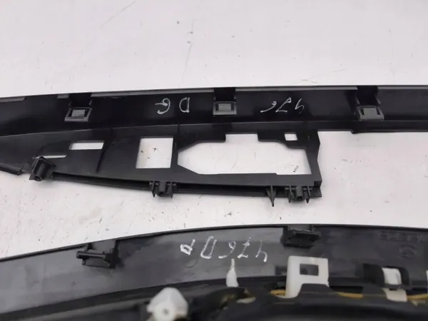 Cadre de boîte à gants Mazda CX-7 2011 OEM EH1464471 image 10