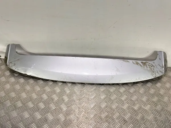 Hyundai ix35 Spoiler OEM 812102Y000 - Gebraucht image 2