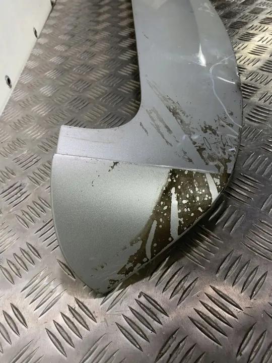 Hyundai ix35 Spoiler OEM 812102Y000 - Gebraucht image 4