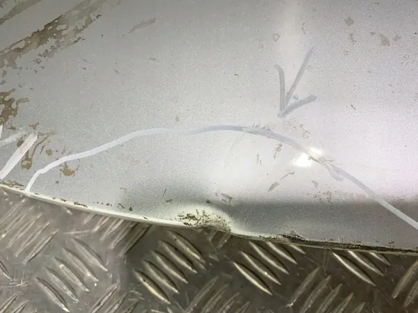 Hyundai ix35 Spoiler OEM 812102Y000 - Gebraucht image 7
