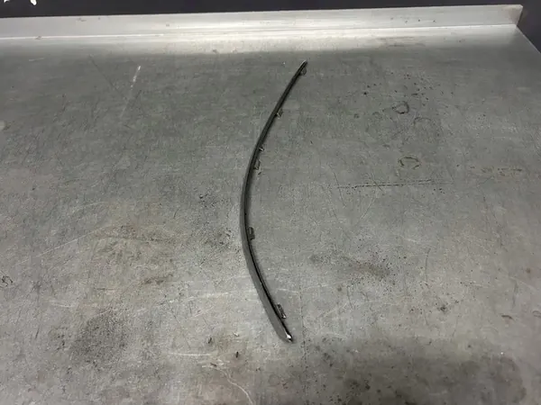 Rivestimento paraurti anteriore sinistro Mercedes B-Class W245 Cromo 07-11 OEM image 3