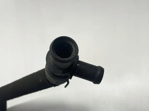 Audi A8 S8 D4 Jäähdytysjohdin 4H0819373 image 4