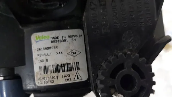 Farol Halógeno Direito Renault Twingo II Lift OEM image 5